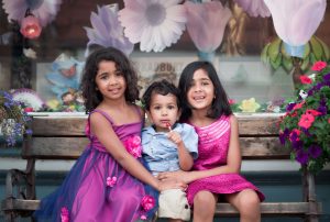 Chicago children's photographer - siblings portrait by Marmalade Photography