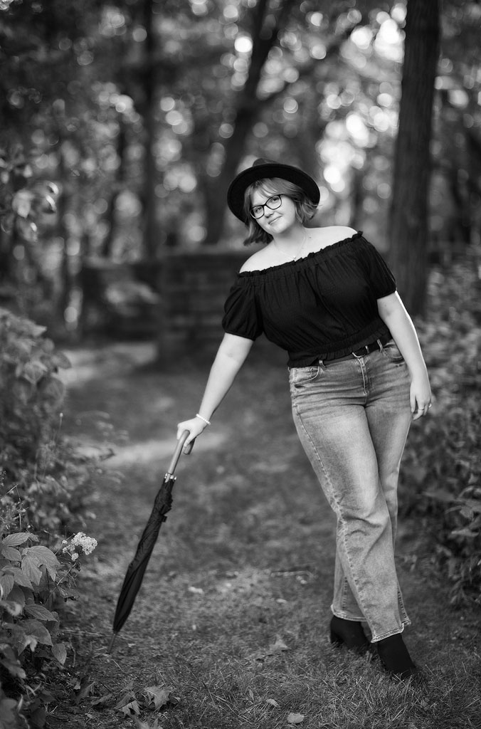 Chicago Senior Photographer 47 Suburban senior photographer - senior girl, artistic portrait by Marmalade Photography