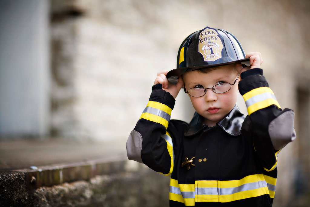 Chicago and Suburban Child Photographer 2 Northwest Indiana kid photographer - young boy in costume photo by Marmalade Photography