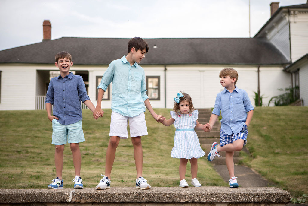 Chicago and Suburban Child Photographer 32 Chicago children's photographer - outdoor sibling's portrait by Marmalade Photography