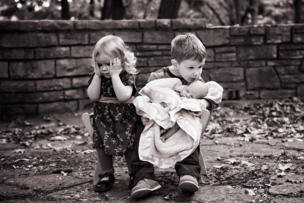 Chicago siblings with newborn photo by Marmalade Photography