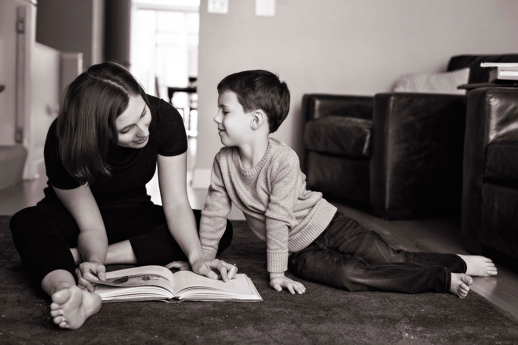 What is Lifestyle Photography 2 Lifestyle photography at home with a mother and son in Chicago by Marmalade Photography